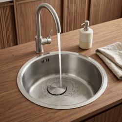 modern-stainless-steel-kitchen-sink-with-faucet